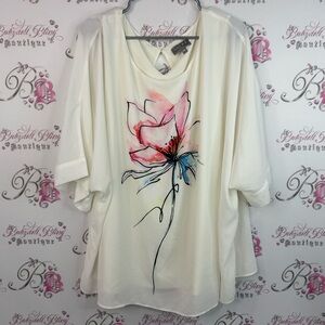 Laura top blouse flower design Elegant Floral Blouse with Artistic Design